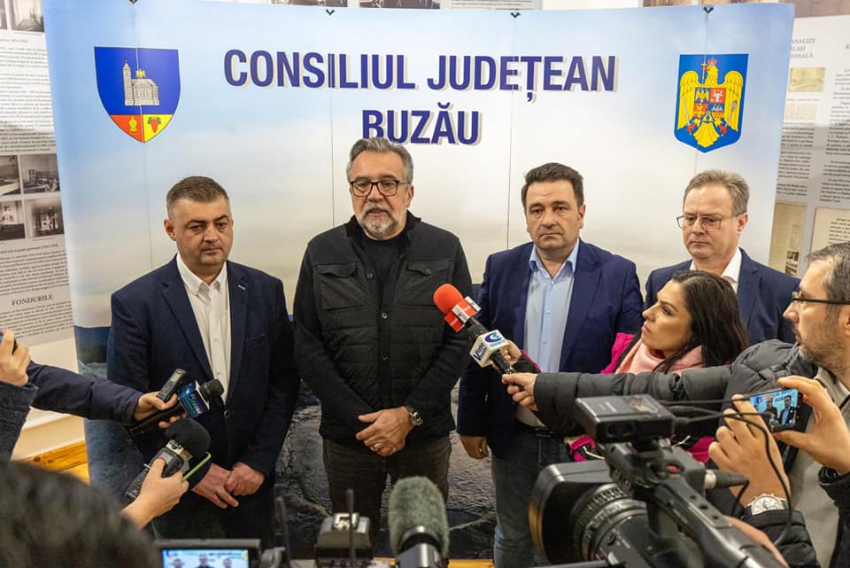 Controverse după meciul Gloria Buzău - Universitatea Cluj: reacții ferme din partea oficialilor locali 1 lucian romascanu