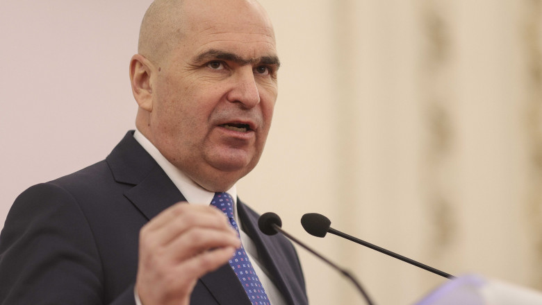 Senatul a adoptat reorganizarea instituției 2 Senatul a adoptat reorganizarea instituției