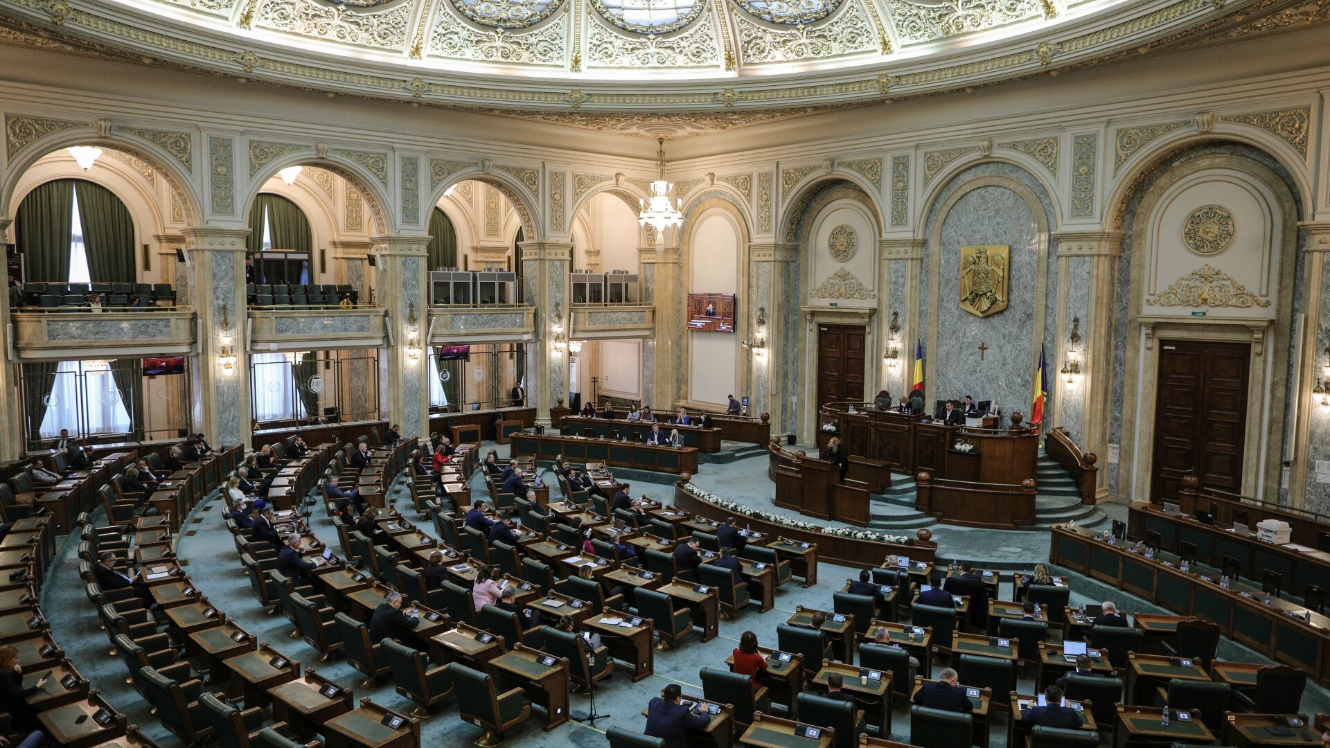 Parlamentul dezbate mâine cererea de suspendare a președintelui Klaus Iohannis